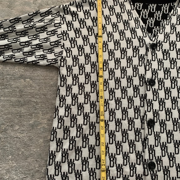 WE11DONE Off White WD1 Cardigan- Ivory: Size Medium: this may be a sample. - Picture 11 of 14